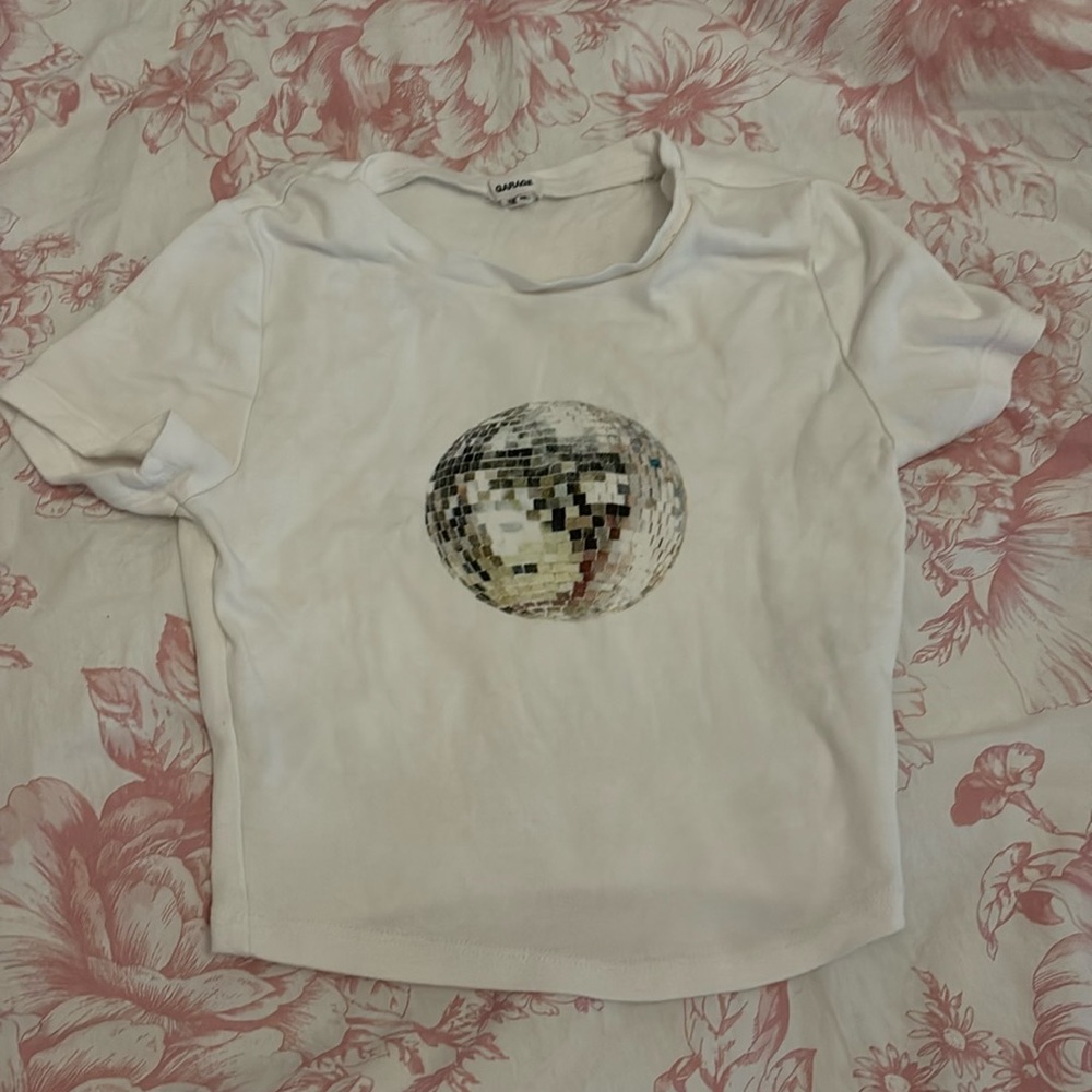 Garage disco ball T-shirt size xs